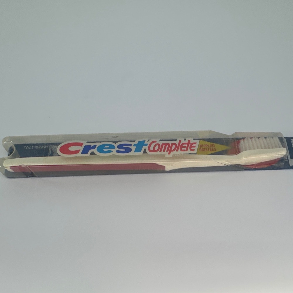 Crest Complete Vintage 1992 Toothbrush Medium Large Head Rippled Bristles White